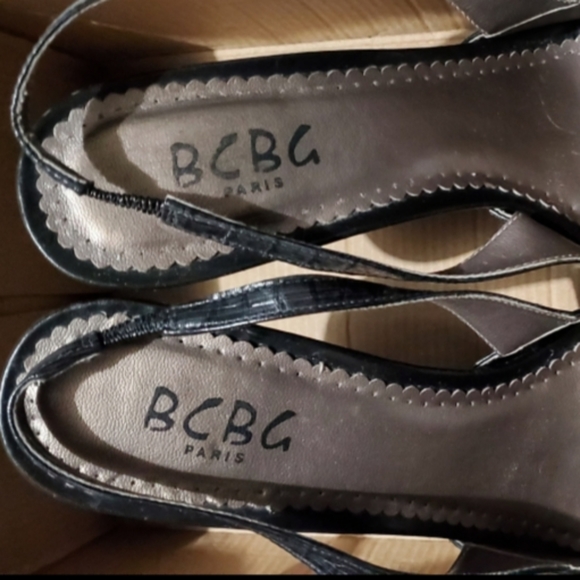 BCBG Croc Slingback Heels - Picture 6 of 6